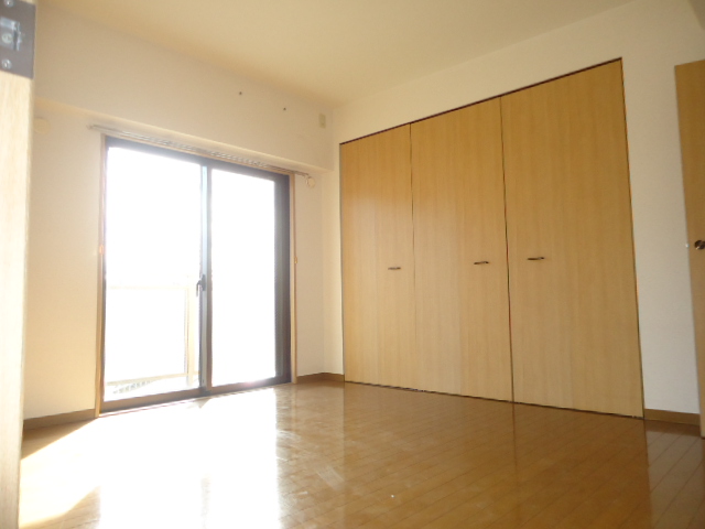 Living and room. 7.8 is the Pledge of Western-style day well bright rooms