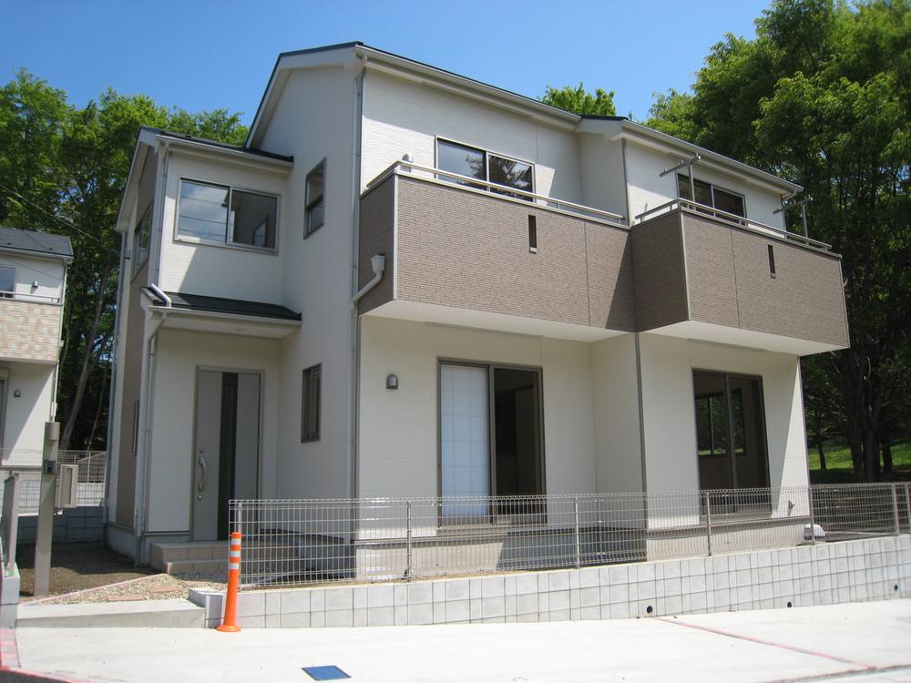 Same specifications photos (appearance). Example of construction