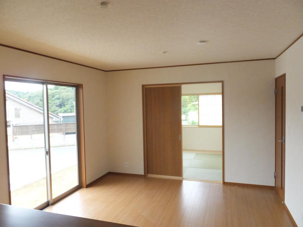 Same specifications photo (kitchen). Example of construction