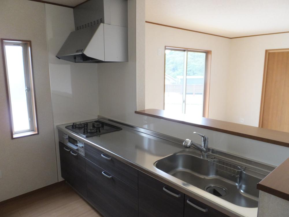 Same specifications photo (kitchen). Example of construction