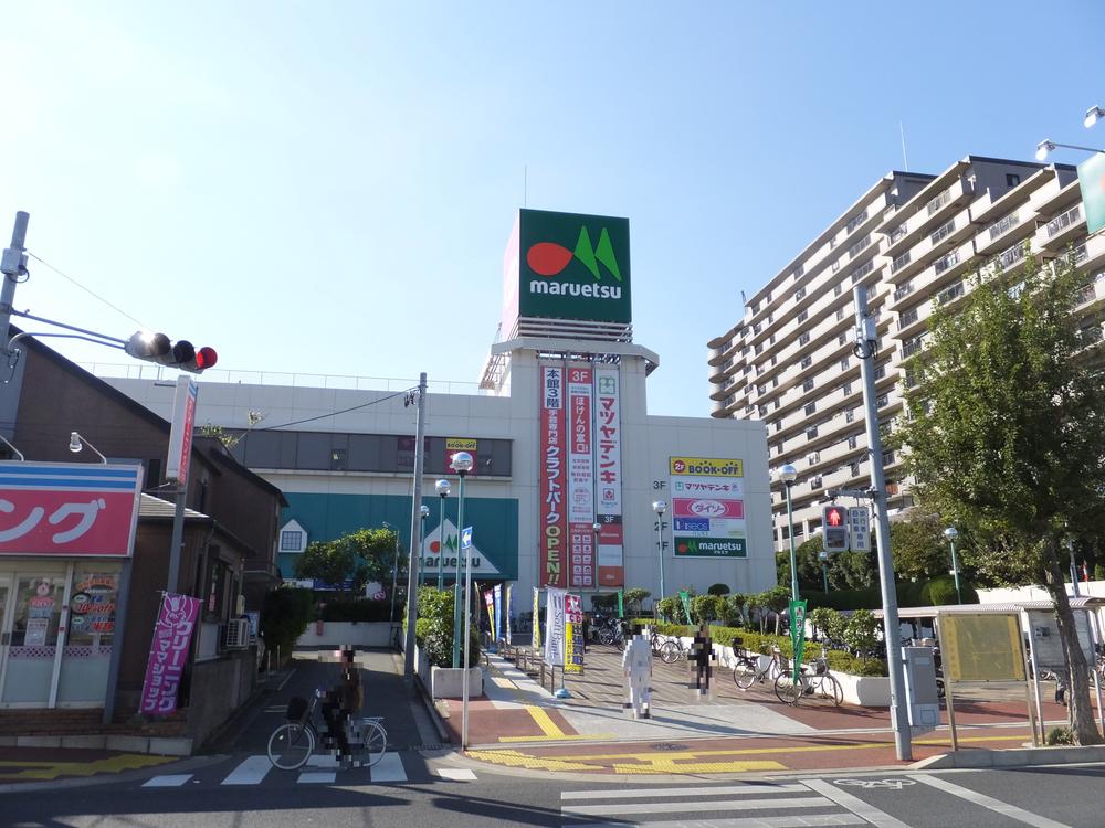 Supermarket. Maruetsu, Inc. Until Inage shop 1960m