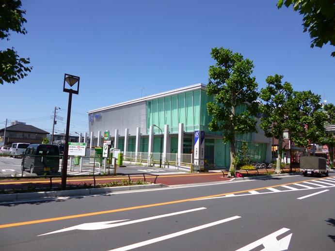 Bank. To Keiyo Bank 530m