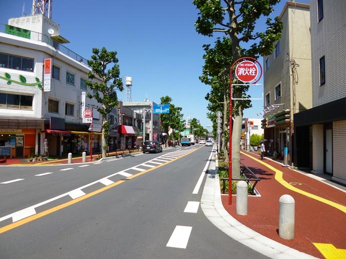 Streets around.  School Street