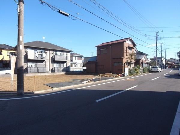 Local appearance photo.  [Selling local] Commerce ・ Great location academic facility are aligned to within a 5-minute walk. It is also a good per yang.