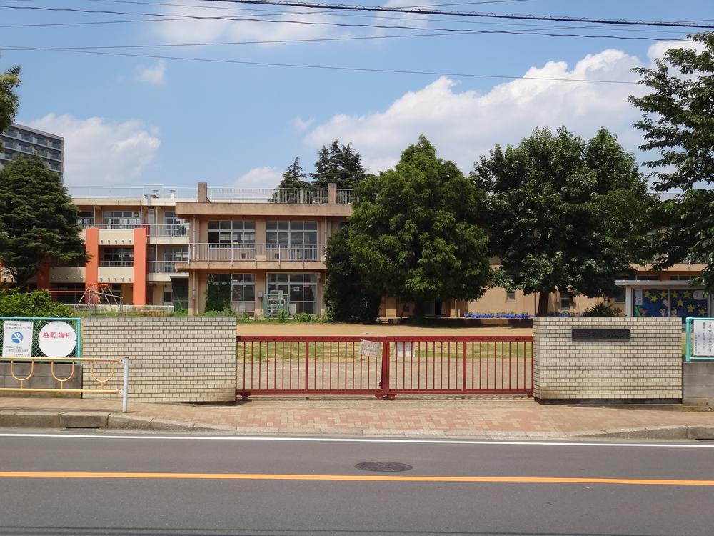 Primary school. 1011m to the Chiba Municipal Chigusadai Elementary School