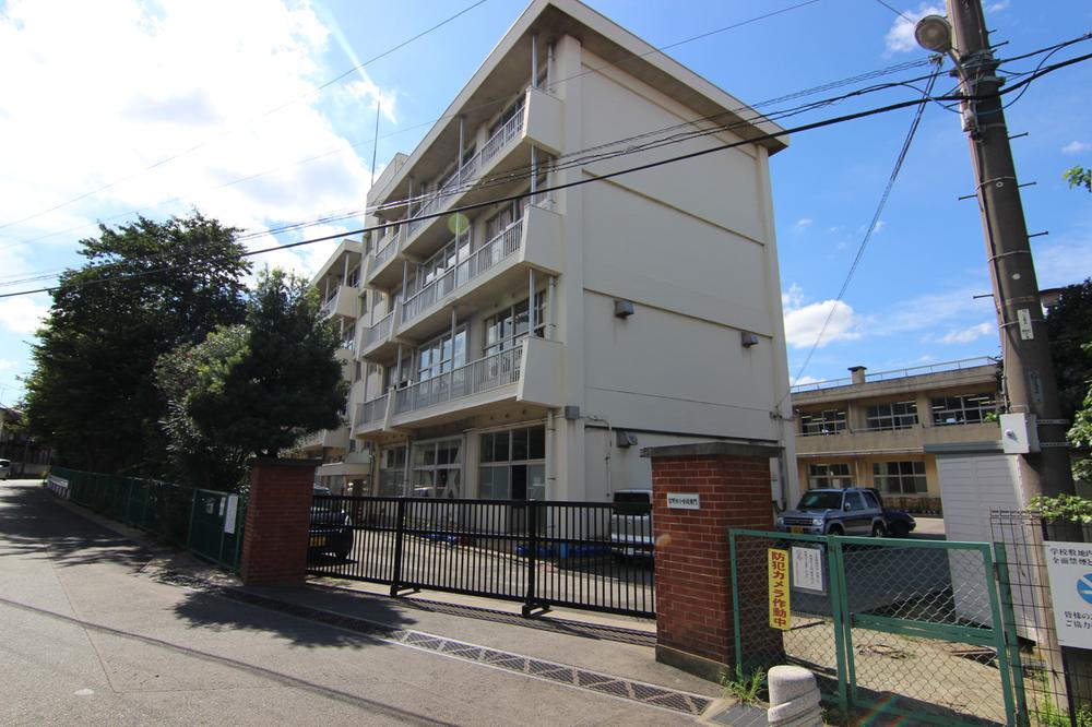 Primary school. Miyanogi until elementary school 10m