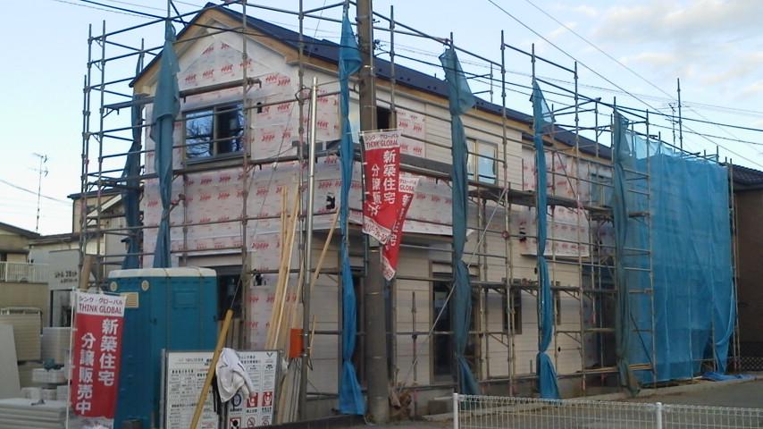 Local photos, including front road. Local (12 May 2013) Shooting