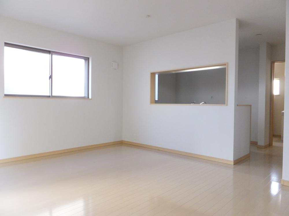 Living. 1 Building (December 2013) Shooting