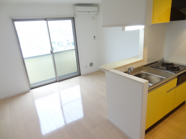 Living and room
