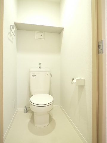 Toilet. Washlet is also can be installed ☆