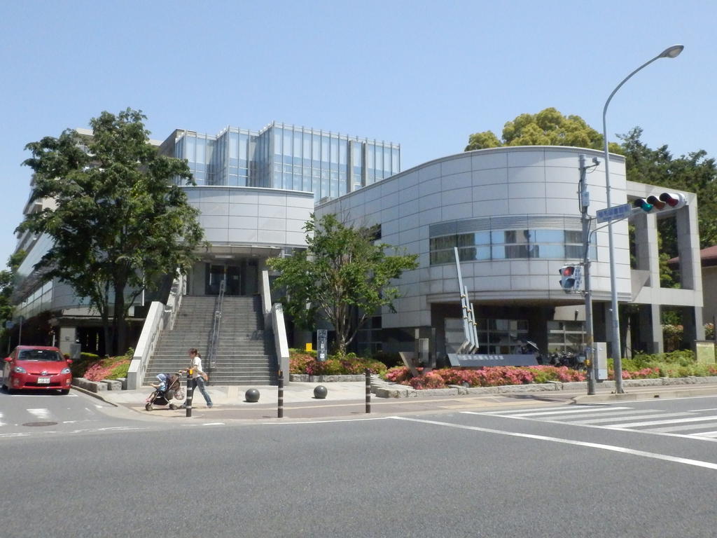 library. Chiba Inage 749m to the library (library)