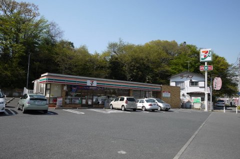 Convenience store. Seven-Eleven 337m to Chiba Ensei cho Minamiten (convenience store)