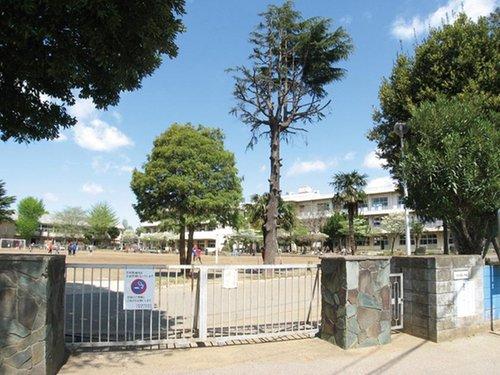 Primary school. 684m until the Chiba Municipal Ensei Elementary School