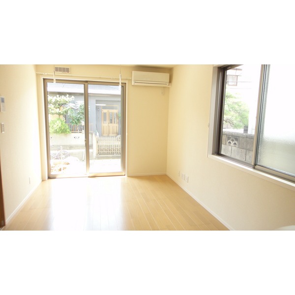 Living and room