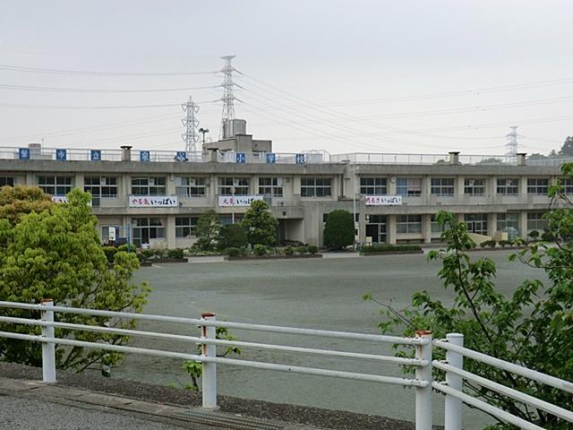 Primary school. Izumiya to elementary school 1390m