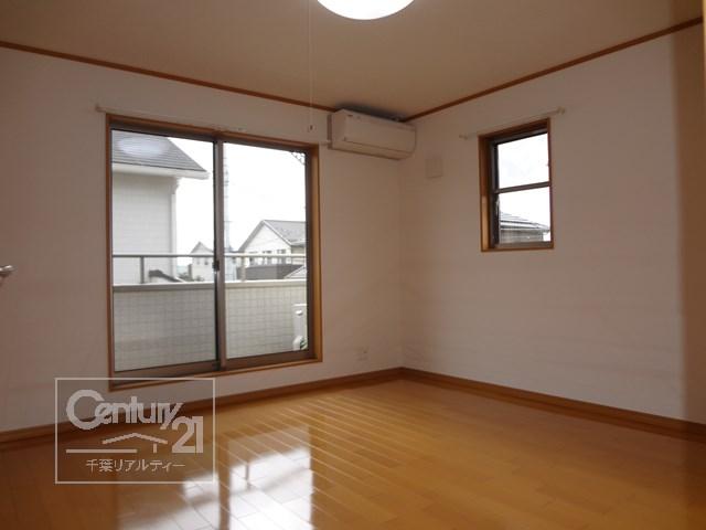 Non-living room. It is air-conditioned