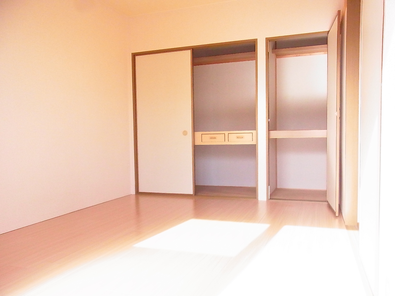 Other room space. Change from December 2013 Japanese-style rooms to Western-style