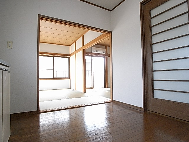 Living and room