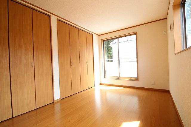 Non-living room. Kamatori cho eighth Western style room