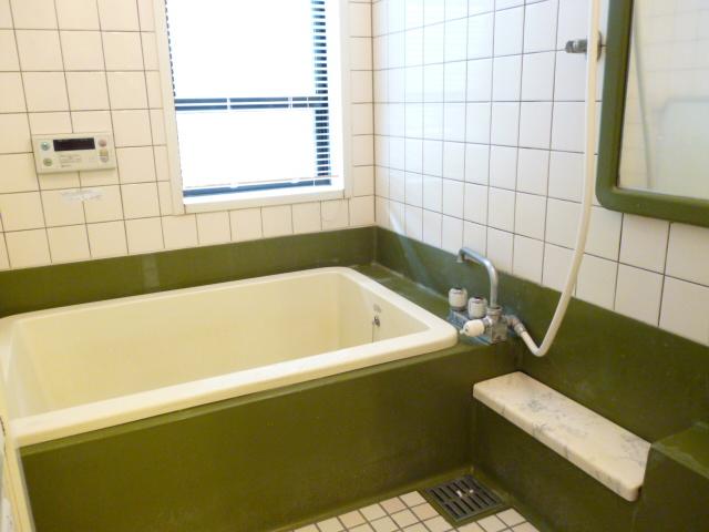 Bathroom. Good bathroom feeling there is a window