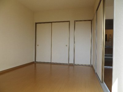 Living and room. With storage of Western-style 6 quires