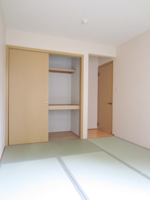 Other room space