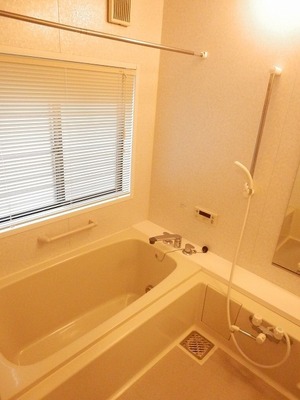 Bath. Bathroom with reheating function. Is a bathroom dryer with.