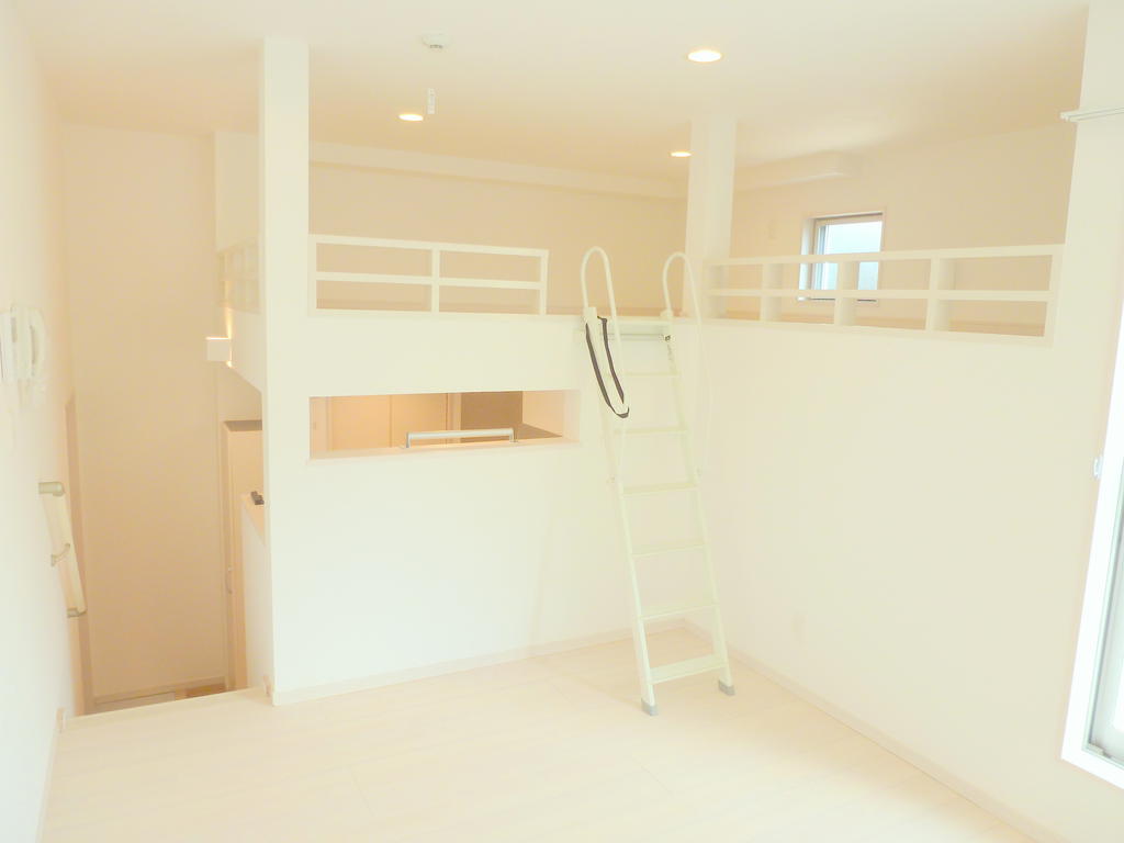 Living and room.  ※ Indoor image