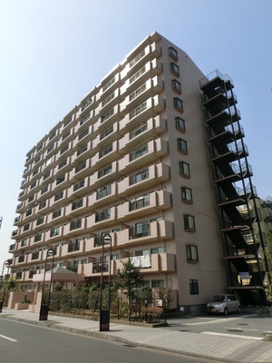 Building appearance. Outer wall tiled apartment