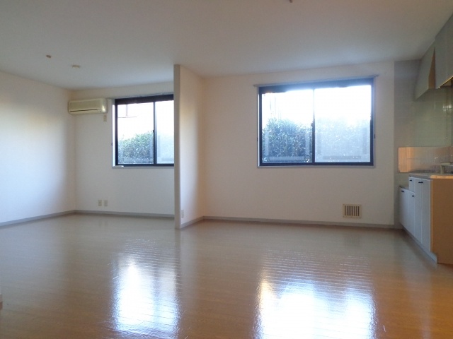 Living and room