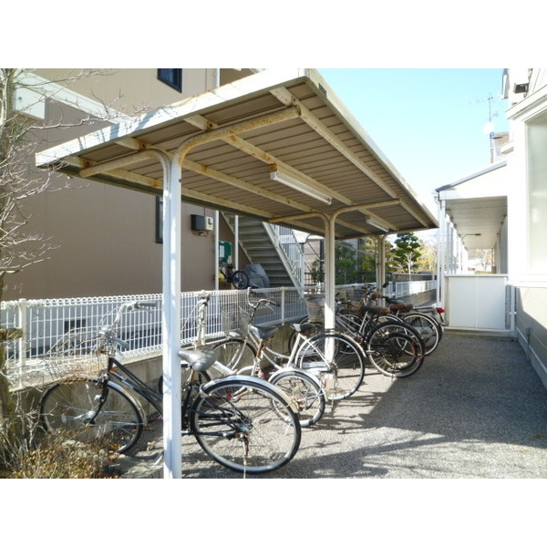 Other common areas. Bicycle tree Covered