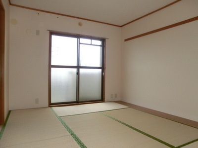 Other room space. The tatami there is a soundproof effect and deodorant