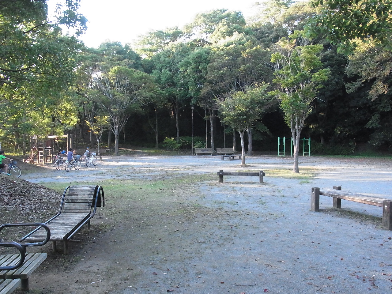park. Ariyoshi 1070m to the park (park)