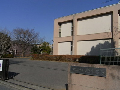 Primary school. Izumiya to elementary school (elementary school) 483m
