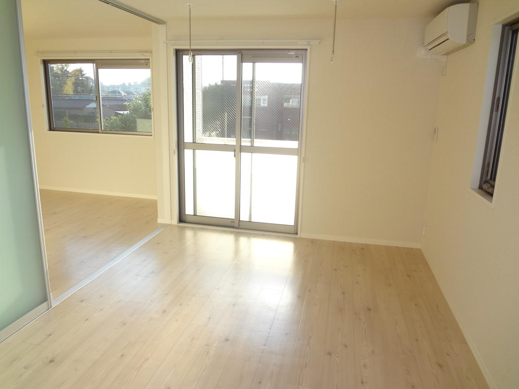 Living and room