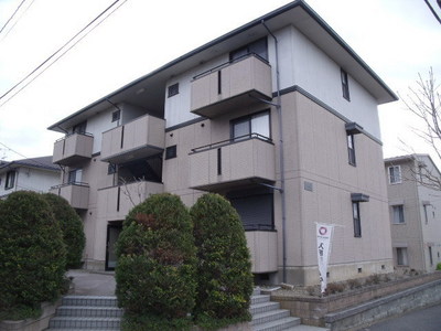 Entrance. It is a popular Daiwa House construction