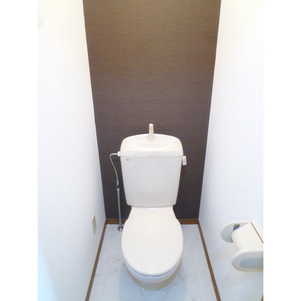 Toilet.  ※ Another room