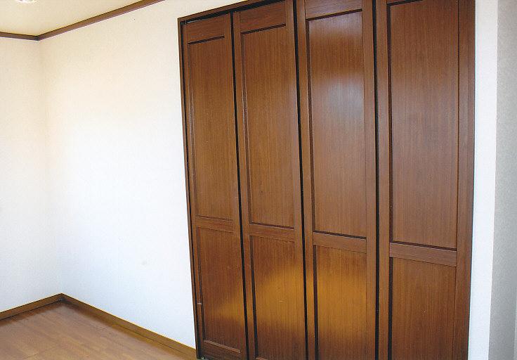 Other introspection. Storage plentiful with closet