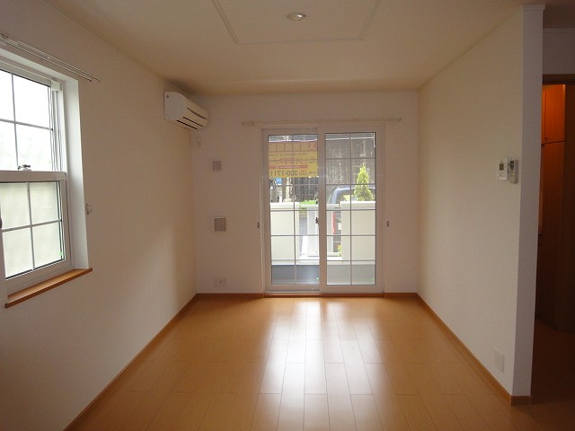Living and room