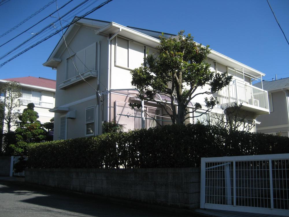 Local appearance photo