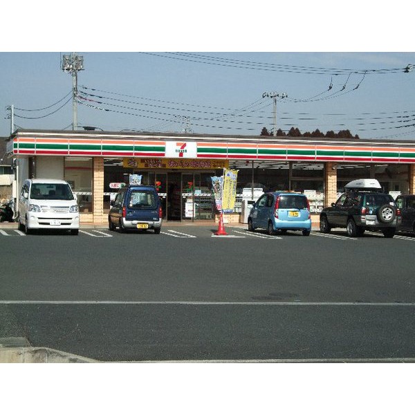 Convenience store. Seven-Eleven 146m to Chiba Asumigaoka Higashiten (convenience store)