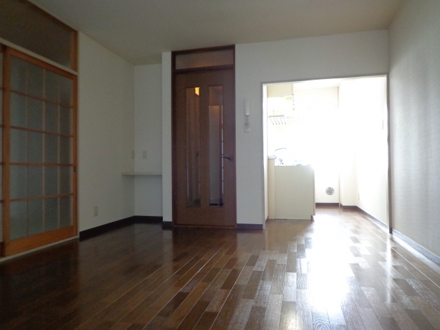 Living and room