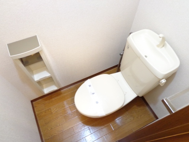 Toilet. Washlet marked with ☆