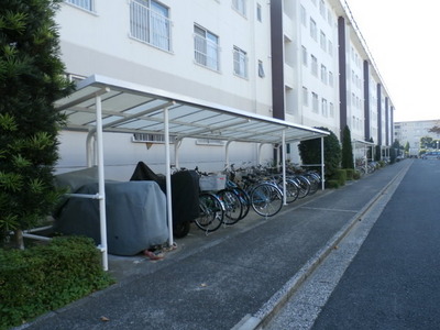 Other common areas. Covered bicycle parking on site ・ There is a bike storage. 