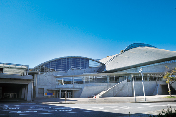 Other. Makuhari Messe International Exhibition Center that such a variety of events and concerts is performed. For children ・ Since the Family events are also held, Also it looks good idea to check the event information