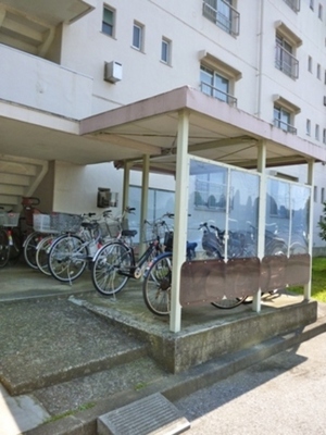 Other common areas. Is the on-site bicycle parking lot of which you can use for free. It is also useful on a rainy day