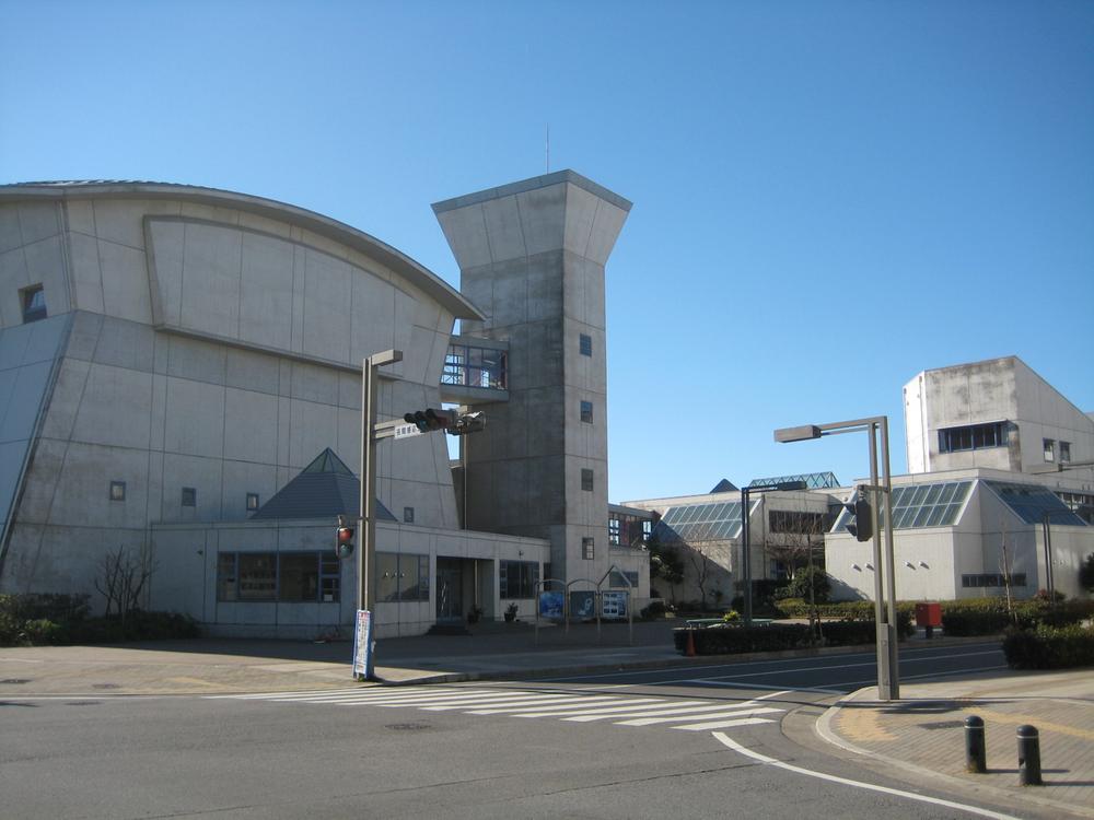 Junior high school. Utase about 280 meters to the junior high school