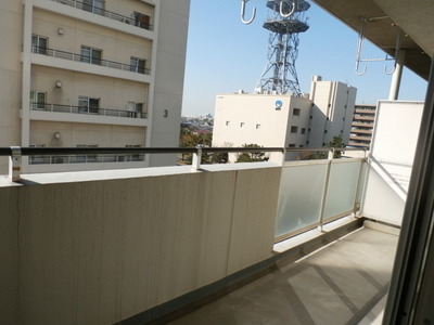 Balcony. Depth there is an easy-to-use balcony. 