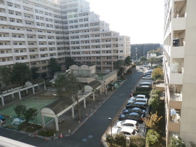 View. It overlooks the courtyard from the corridor