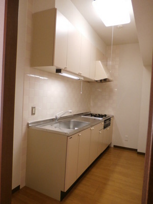 Kitchen. Convenient to the busy morning 3-burner stove with system Kitchen